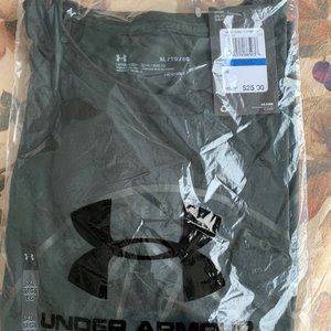Under Armor T Heat Gear Loose Fit